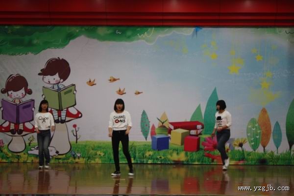 公道中学举行第九届校园文化艺术节才艺大赛 公道中学举行第九届校园文化艺术节才艺大赛